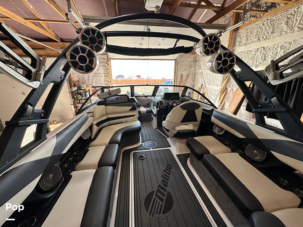 Slide: The Image of Malibu 23 LSV 2016 - 15007767