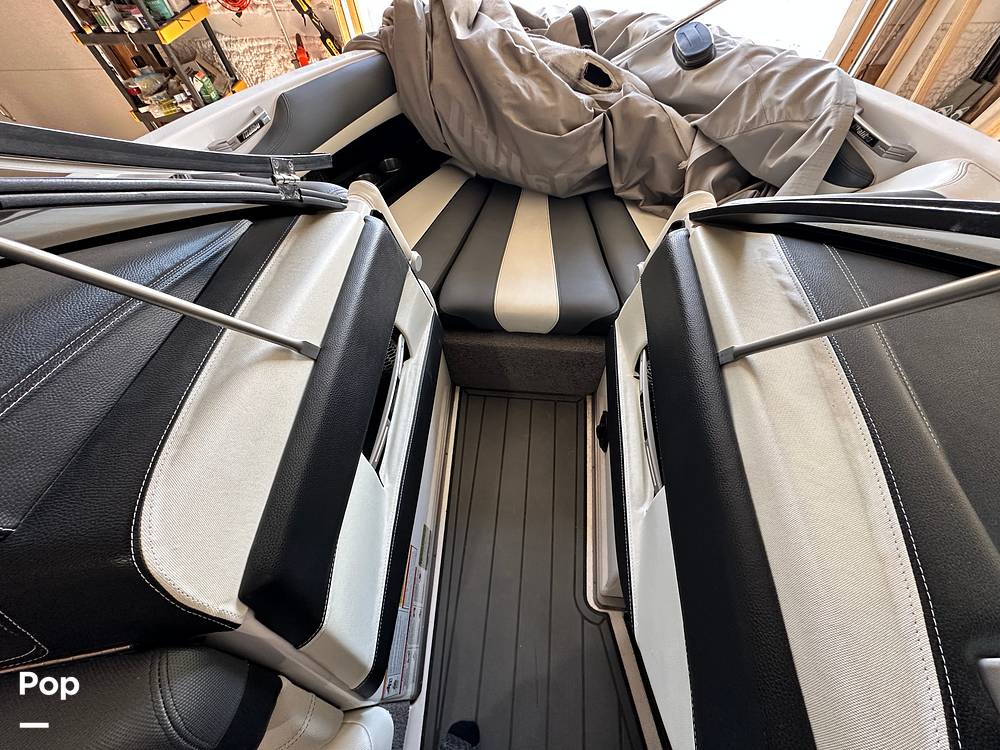 Slide: The Image of Malibu 23 LSV 2016 - 15007784