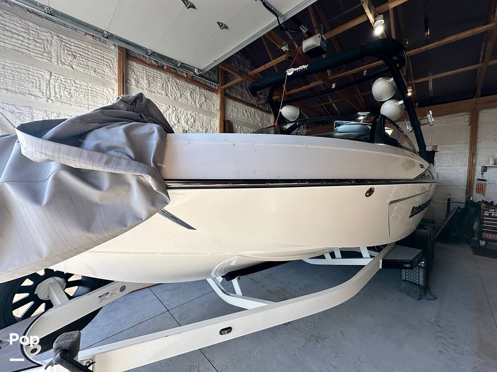 Slide: The Image of Malibu 23 LSV 2016 - 15007742