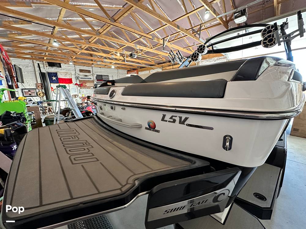 Slide: The Image of Malibu 23 LSV 2016 - 15007745