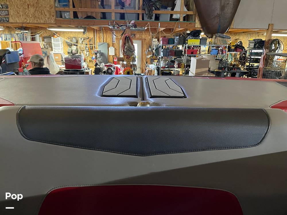 Slide: The Image of Malibu 23 LSV 2018 - 6