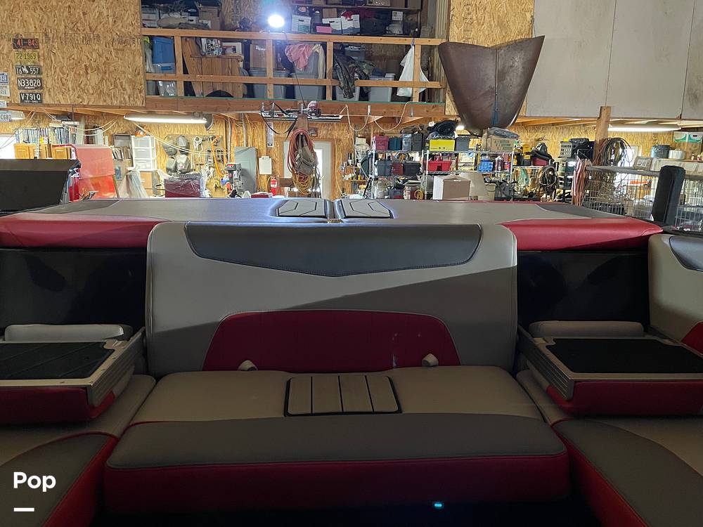 Slide: The Image of Malibu 23 LSV 2018 - 7