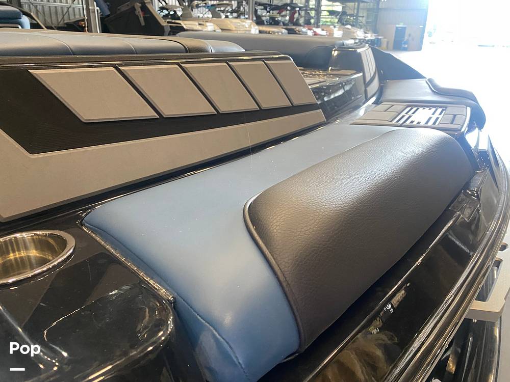 Slide: The Image of WAKE SURF SEATING - 14504295