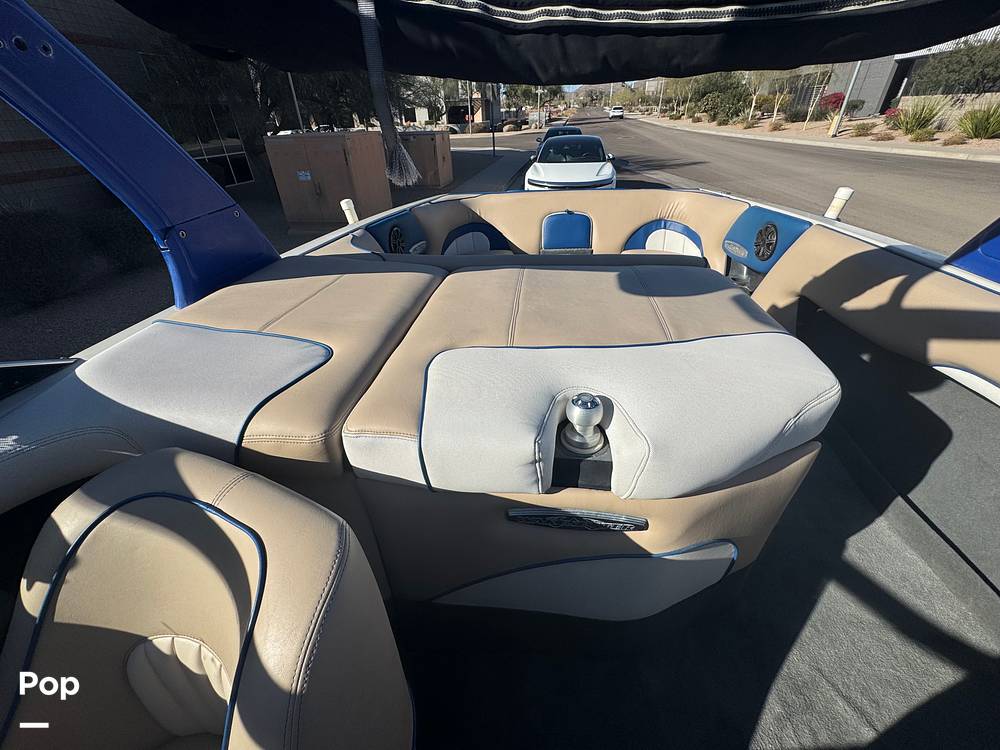 Slide: The Image of Malibu 23xti 2005 - 15208685