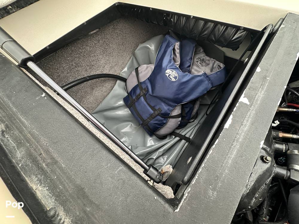 Slide: The Image of Malibu 247 LSV 2011 - 15313621