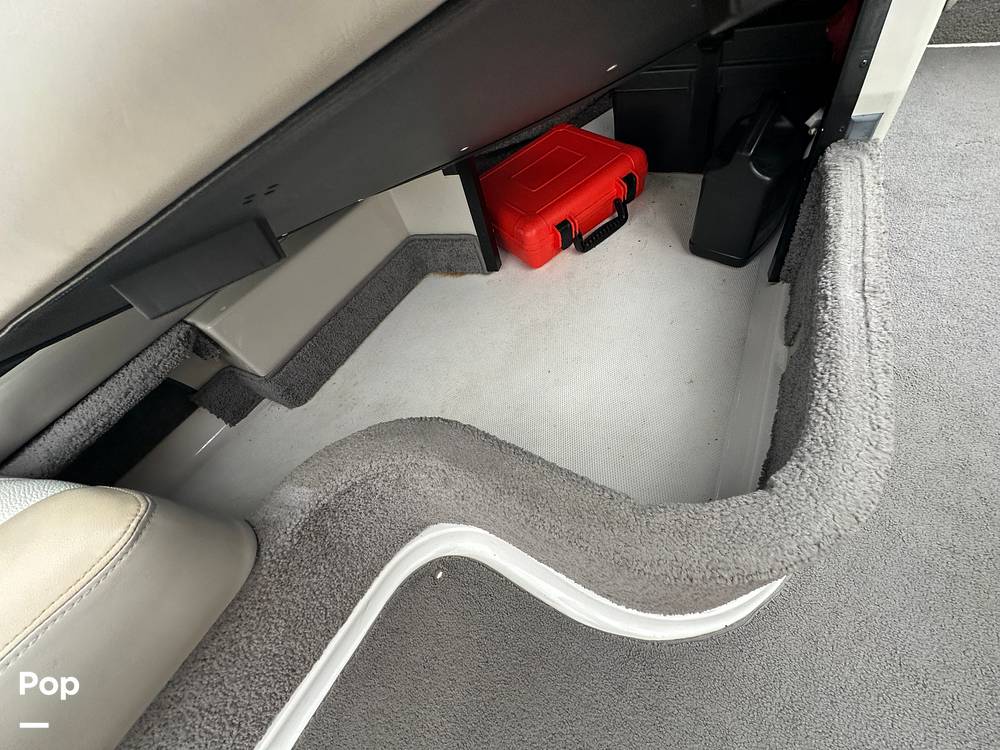 Slide: The Image of Malibu 247 LSV 2011 - 15313640