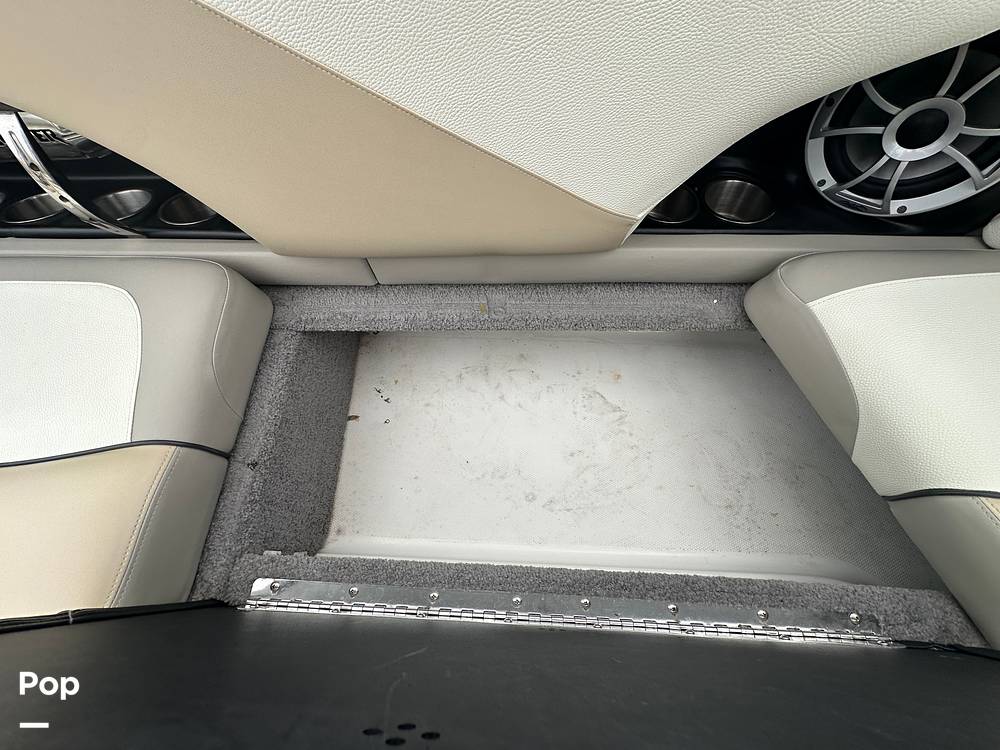 Slide: The Image of Malibu 247 LSV 2011 - 15313641