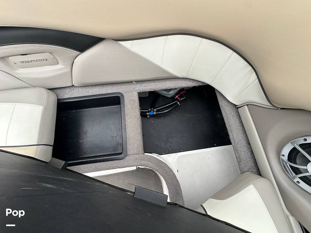 Slide: The Image of Malibu 247 LSV 2011 - 15313645