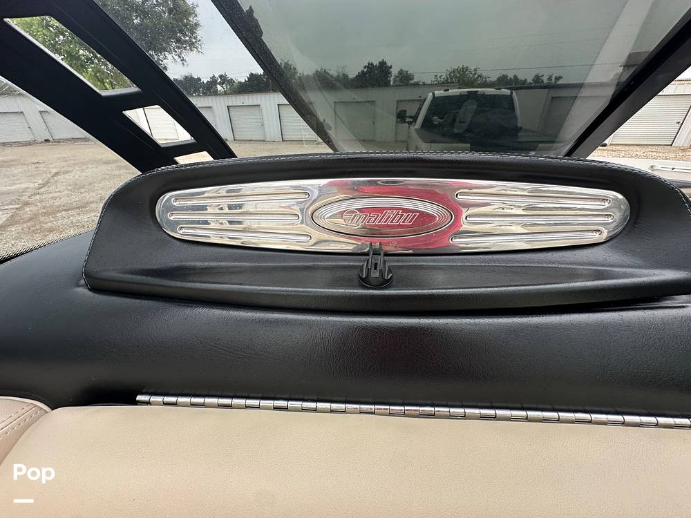 Slide: The Image of Malibu 247 LSV 2011 - 15313655