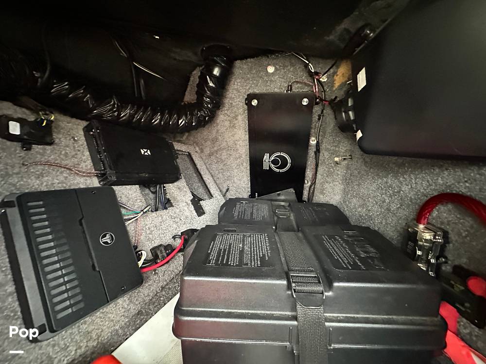 Slide: The Image of Malibu 247 LSV 2011 - 15313658