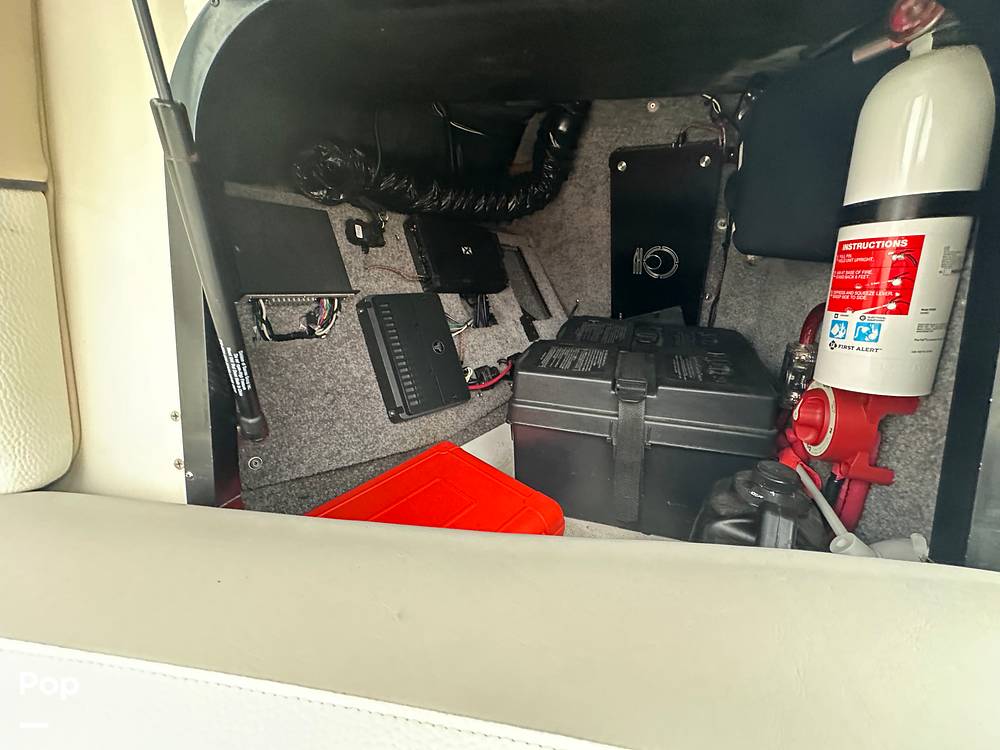 Slide: The Image of Malibu 247 LSV 2011 - 15313660