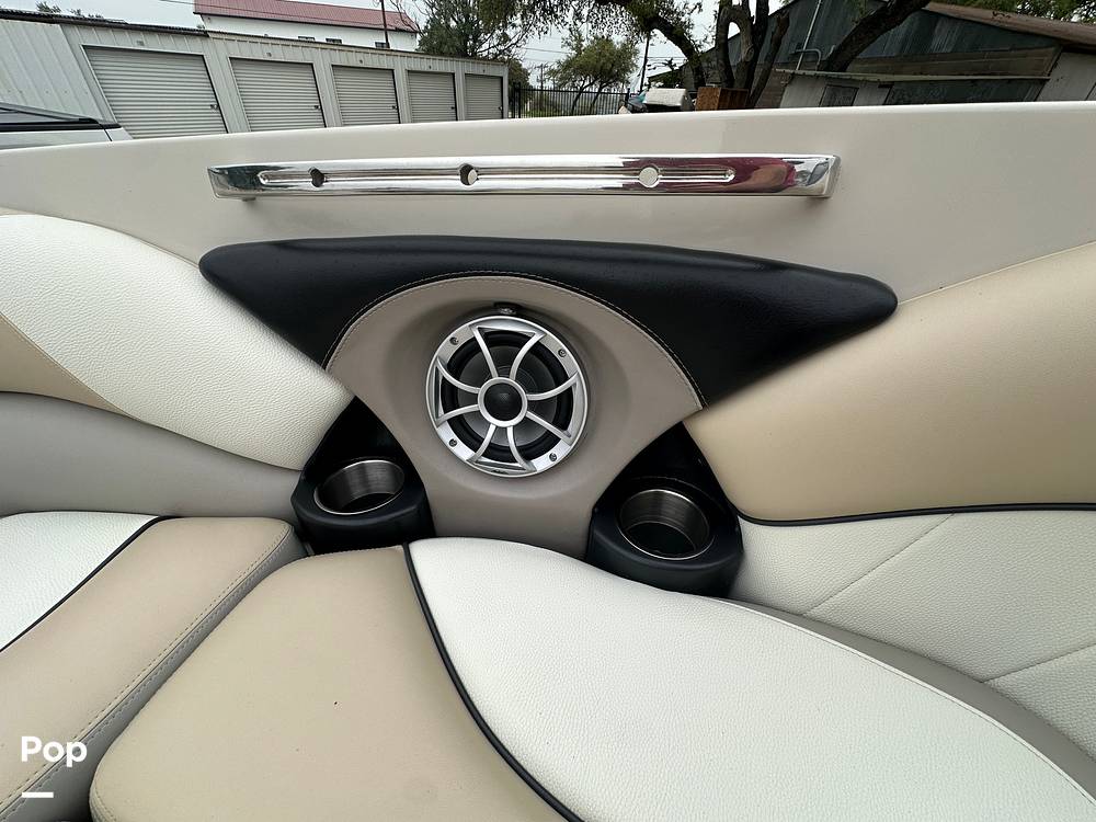 Slide: The Image of Malibu 247 LSV 2011 - 15313672