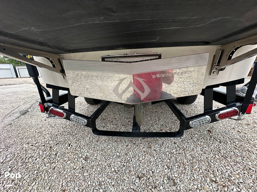 Slide: The Image of Malibu 247 LSV 2011 - 15313683