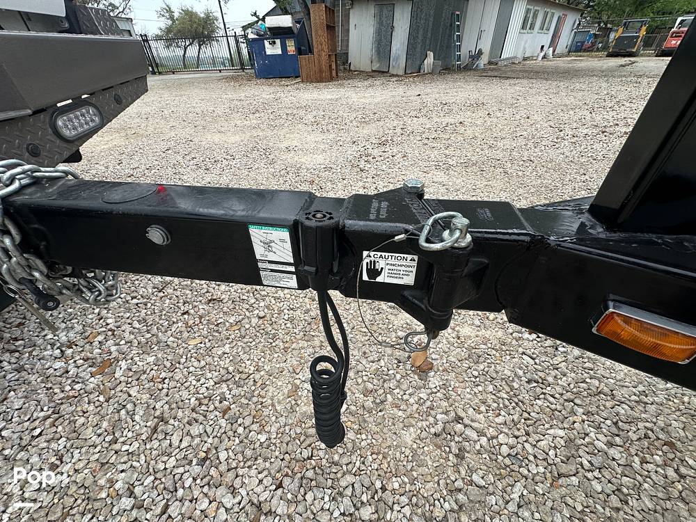 Slide: The Image of Malibu 247 LSV 2011 - 15313690