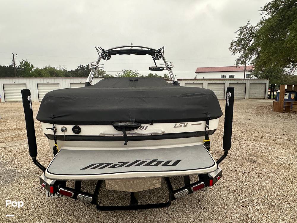 Slide: The Image of Malibu 247 LSV 2011 - 15313697