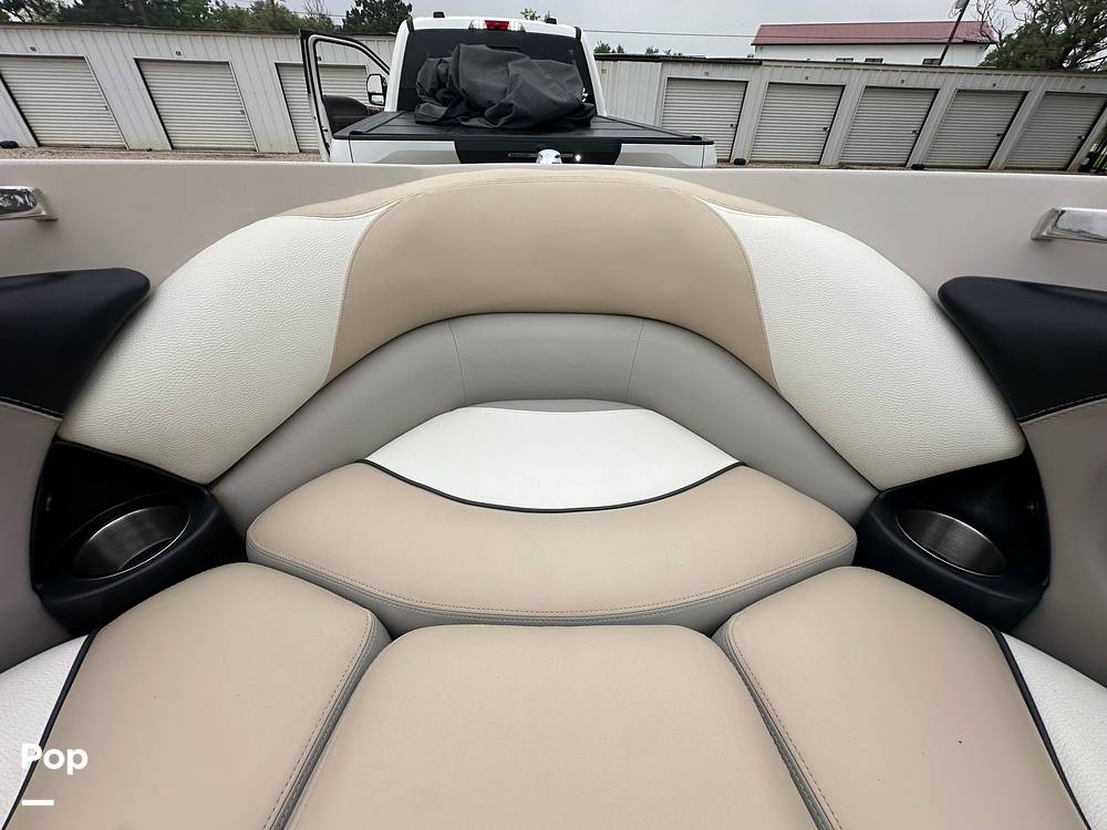 Slide: The Image of Malibu 247 LSV 2011 - 15313670