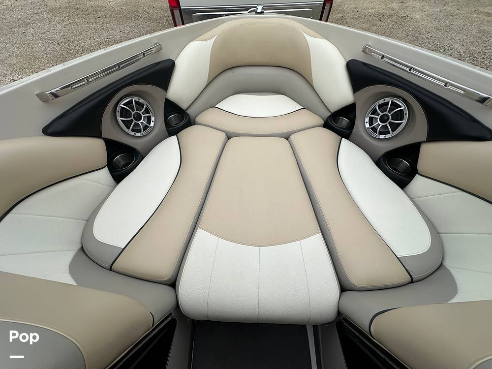 Slide: The Image of Malibu 247 LSV 2011 - 15313674