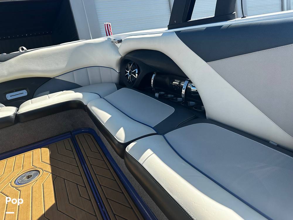 Slide: The Image of Malibu 247 LSV 2012 - 23
