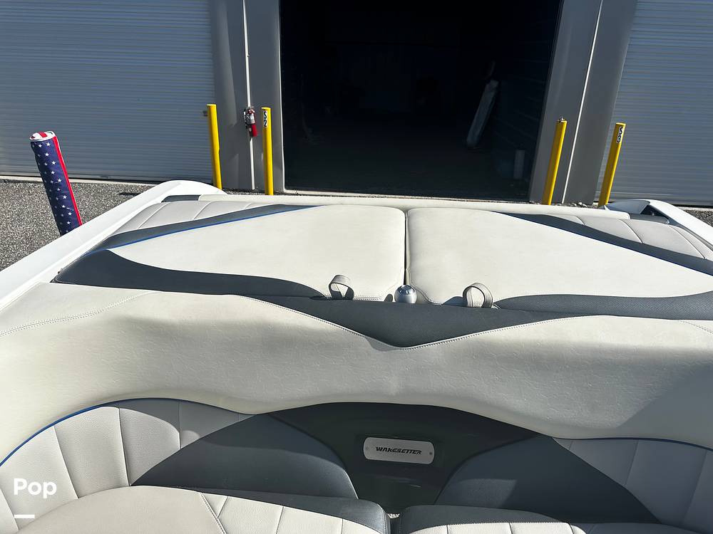 Slide: The Image of Malibu 247 LSV 2012 - 35