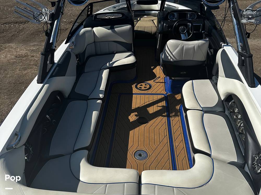 Slide: The Image of Malibu 247 LSV 2012 - 5