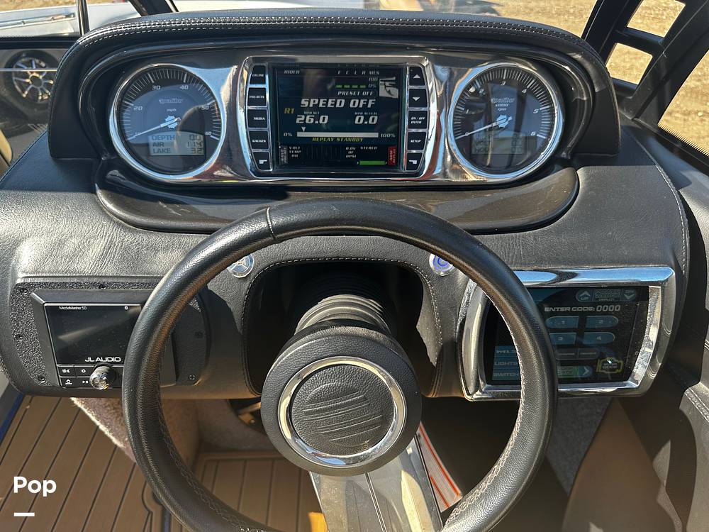Slide: The Image of Malibu 247 LSV 2012 - 9