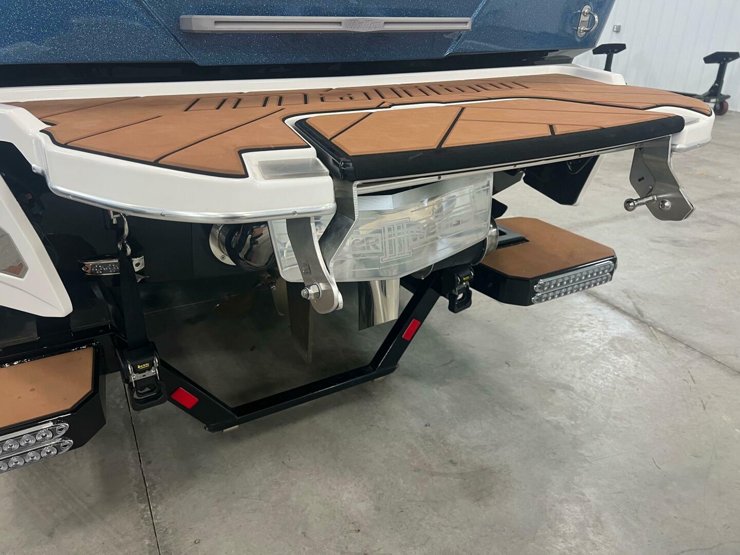 Slide: The Image of Malibu 26 LSV 2023 - 4441739