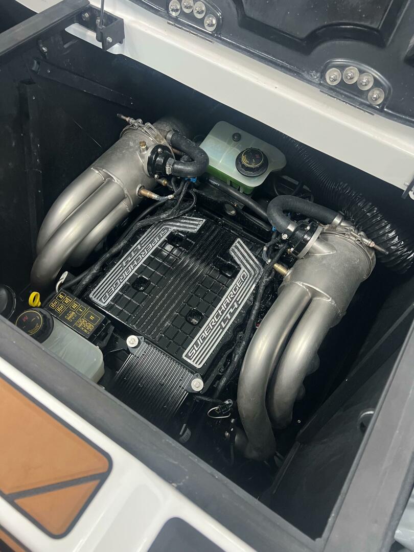 Slide: The Image of Malibu 26 LSV 2023 - 4441786
