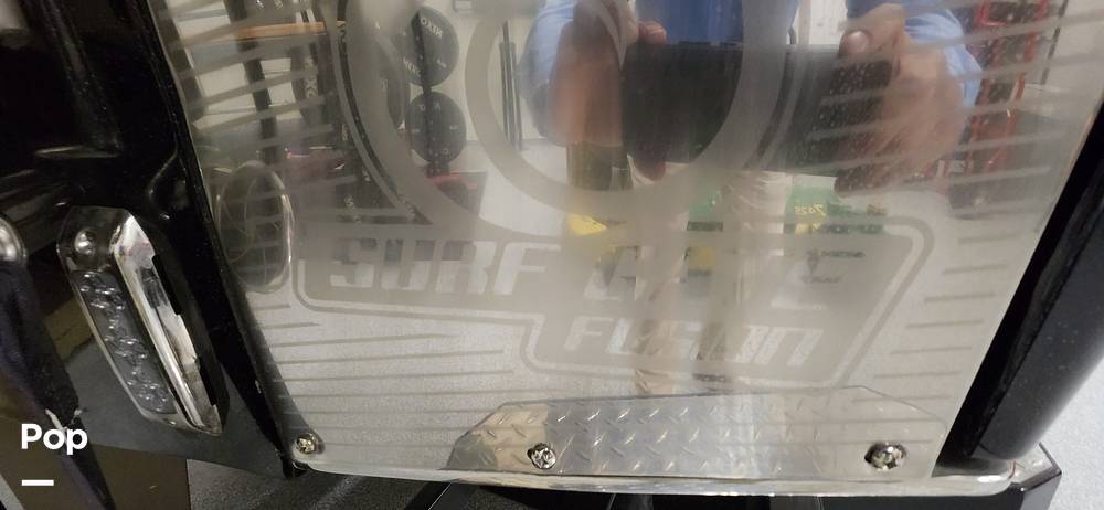 Slide: The Image of Malibu M240 2022 - 15290680