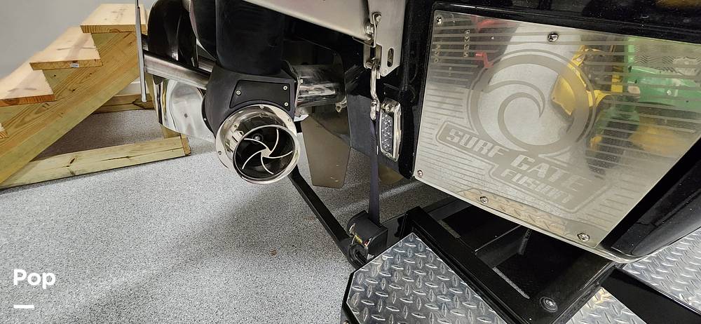 Slide: The Image of Malibu M240 2022 - 15290681