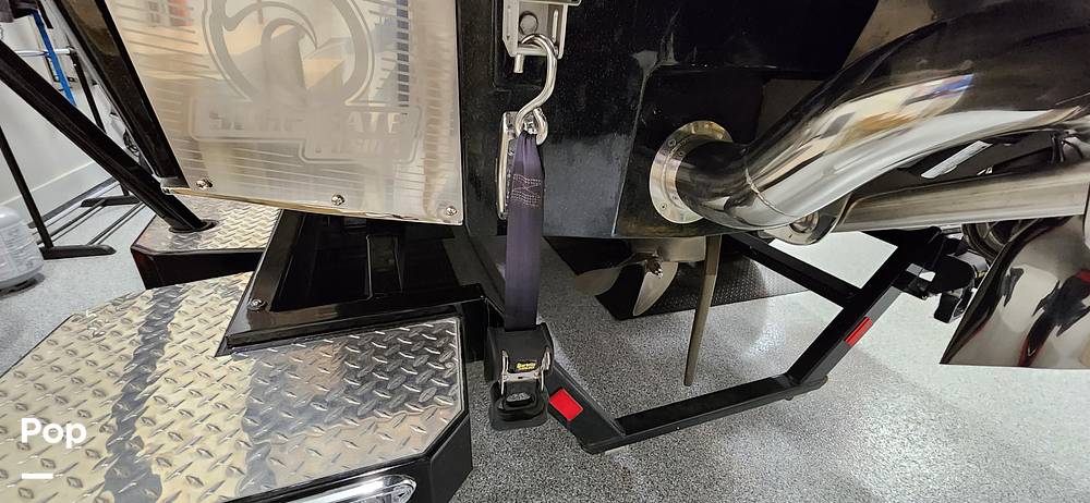 Slide: The Image of Malibu M240 2022 - 15290685