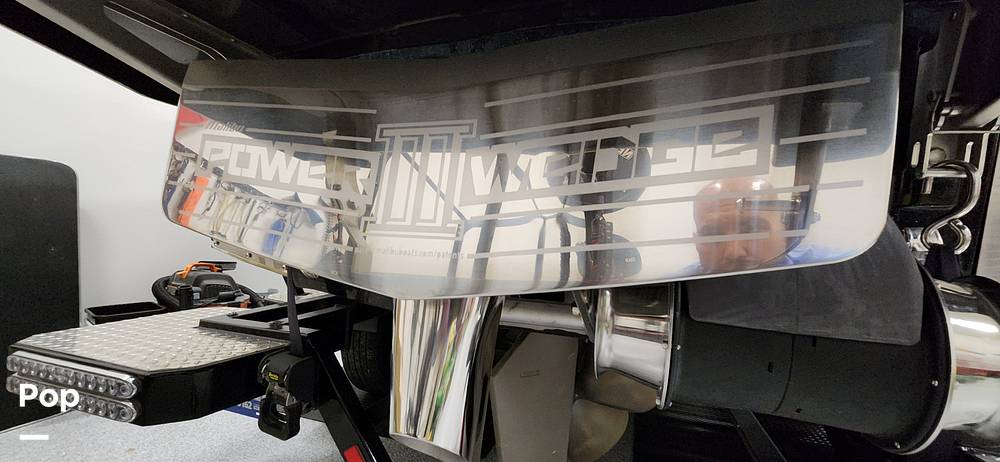 Slide: The Image of Malibu M240 2022 - 15290686