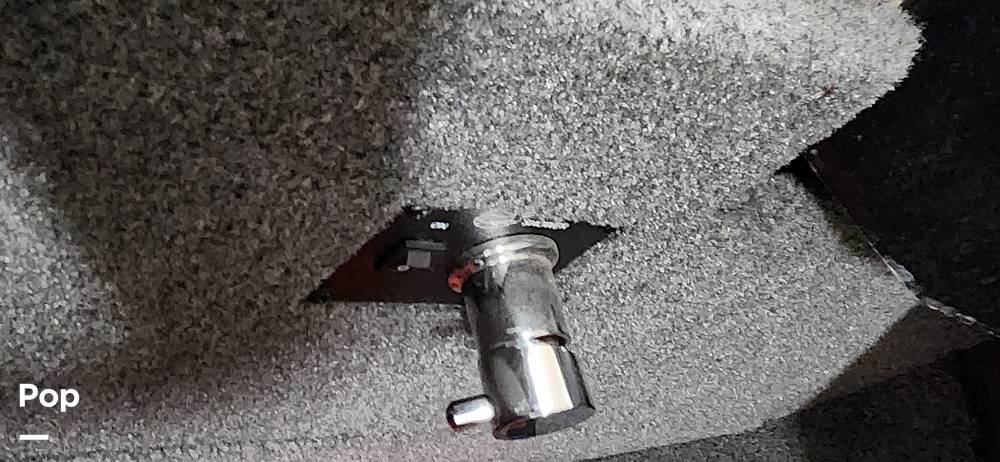 Slide: The Image of Malibu M240 2022 - 15290753