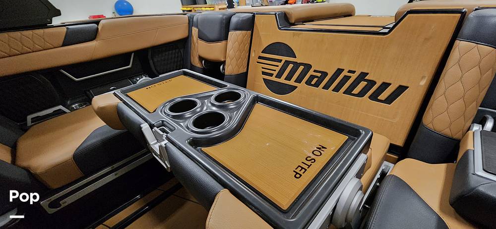 Slide: The Image of Malibu M240 2022 - 15290790