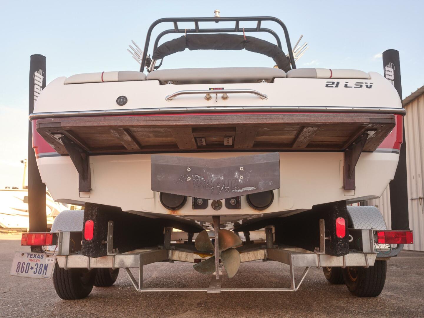 Slide: The Image of Malibu Sunscape 21 LSV 2003 - 5118491