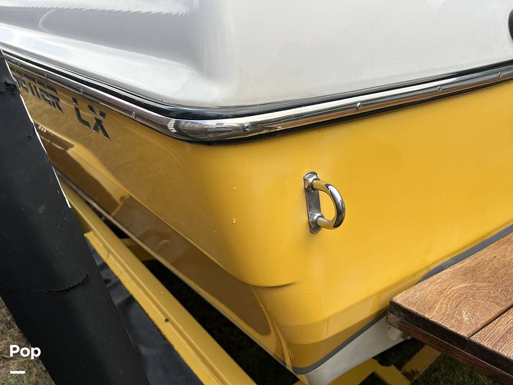 Slide: The Image of Malibu Sunsetter LX 2002 - 23