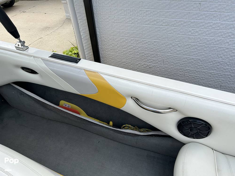 Slide: The Image of Malibu Sunsetter LX 2002 - 74