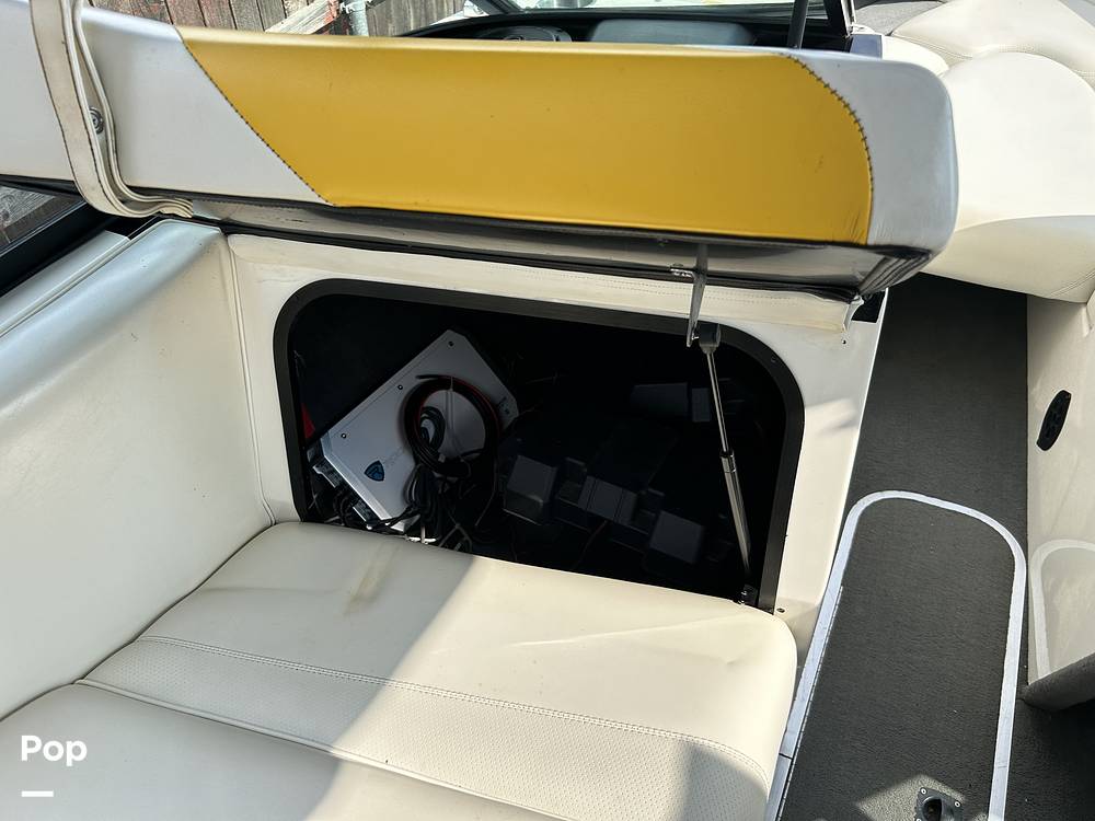 Slide: The Image of Malibu Sunsetter LX 2002 - 91