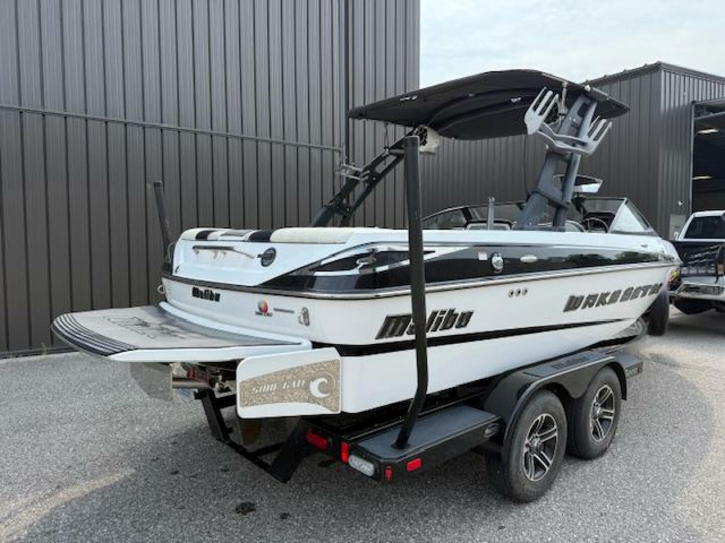 Slide: The Image of Malibu Wakesetter 20 VTX 2015 - 5639163