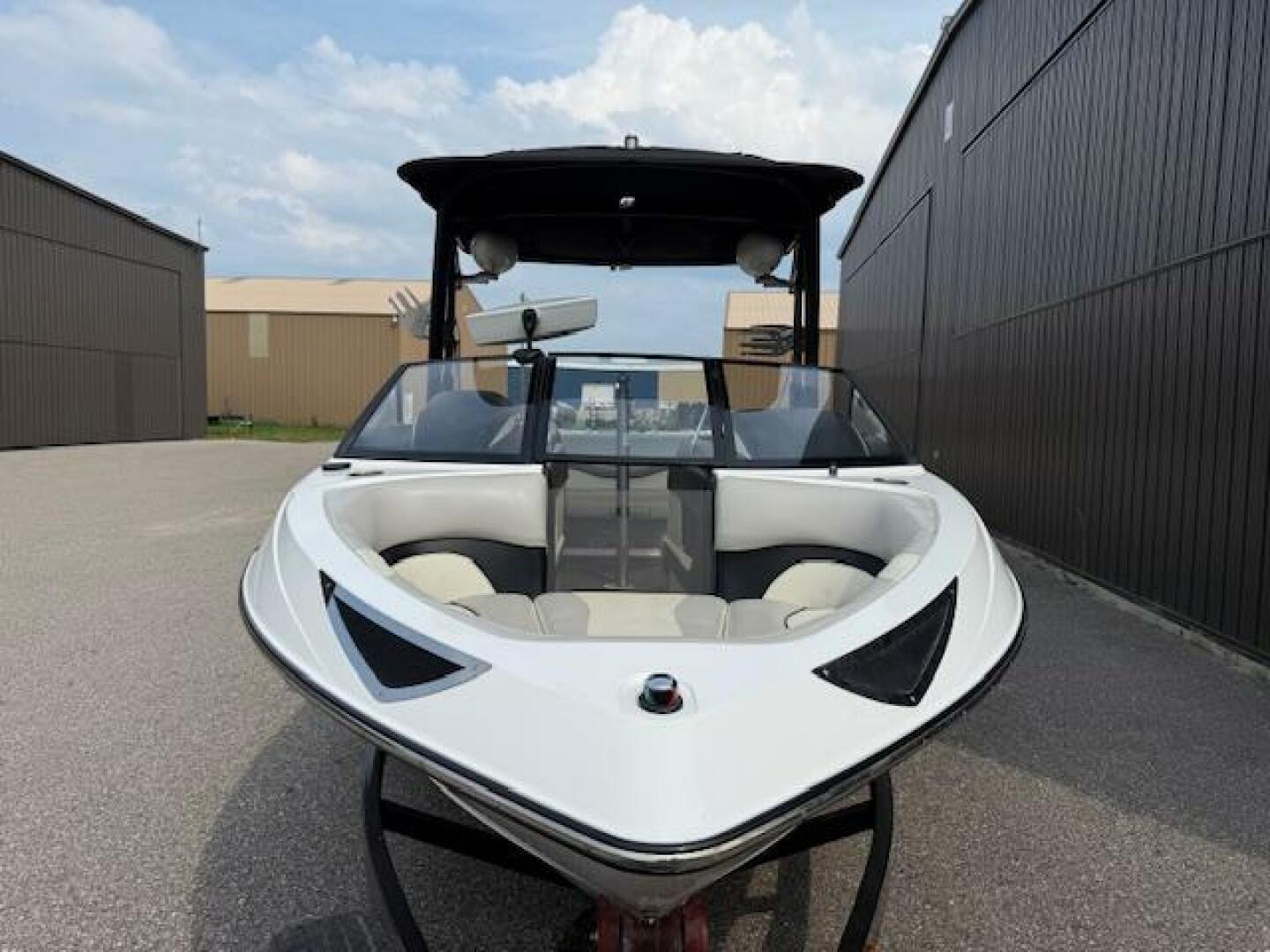 Slide: The Image of Malibu Wakesetter 20 VTX 2015 - 5639165