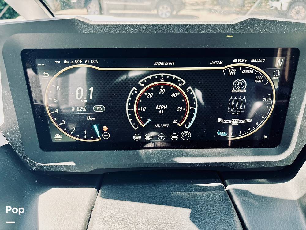 Slide: The Image of Malibu Wakesetter 21LX 2022 - 15394962