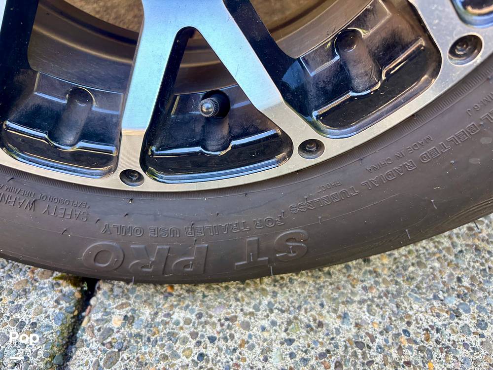 Slide: The Image of Malibu Wakesetter 21LX 2022 - 15394989