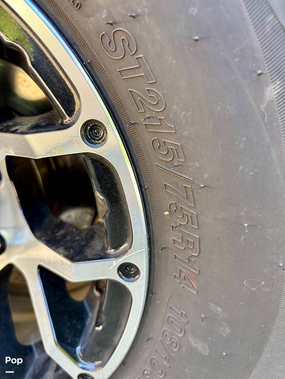 Slide: The Image of Malibu Wakesetter 21LX 2022 - 15394990