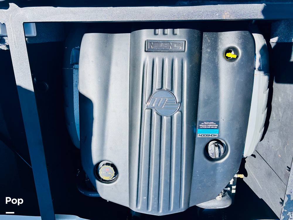 Slide: The Image of Malibu Wakesetter 21LX 2022 - 15417467