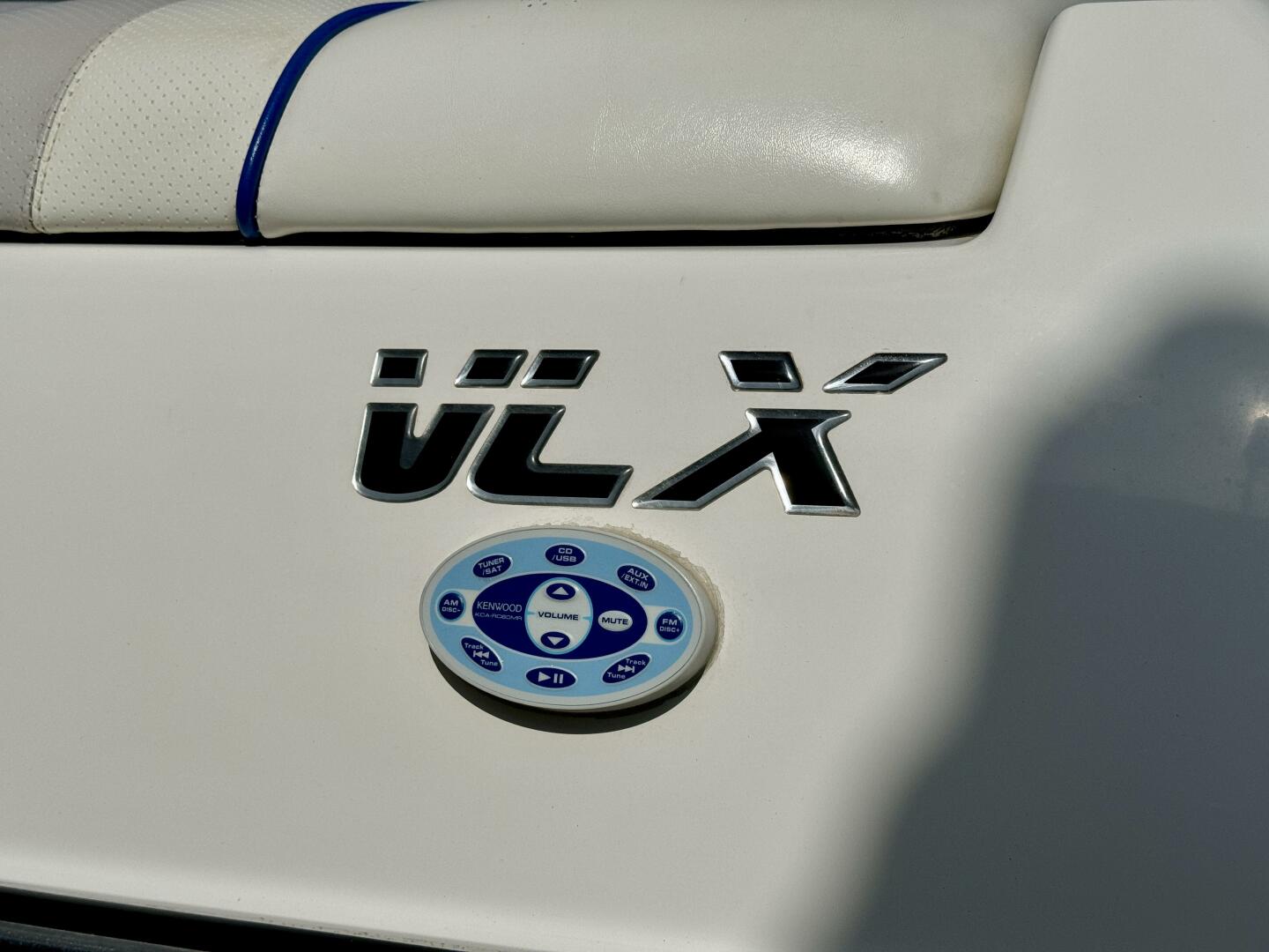 Slide: The Image of Malibu Wakesetter 21 VLX 2003 - 143