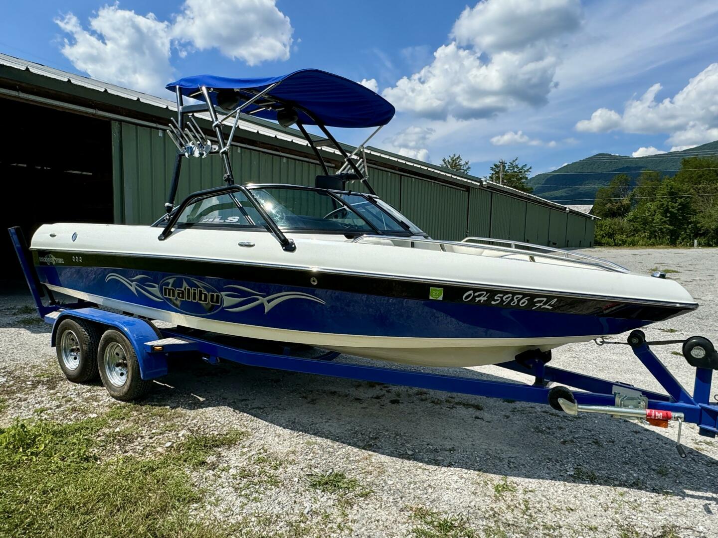 Slide: The Image of Malibu Wakesetter 21 VLX 2003 - 16