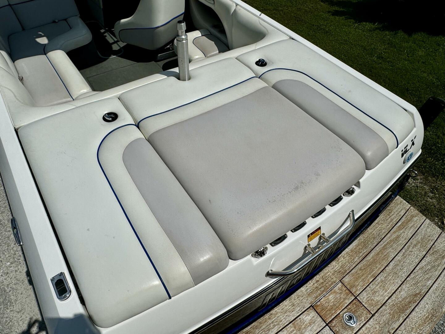 Slide: The Image of Malibu Wakesetter 21 VLX 2003 - 21
