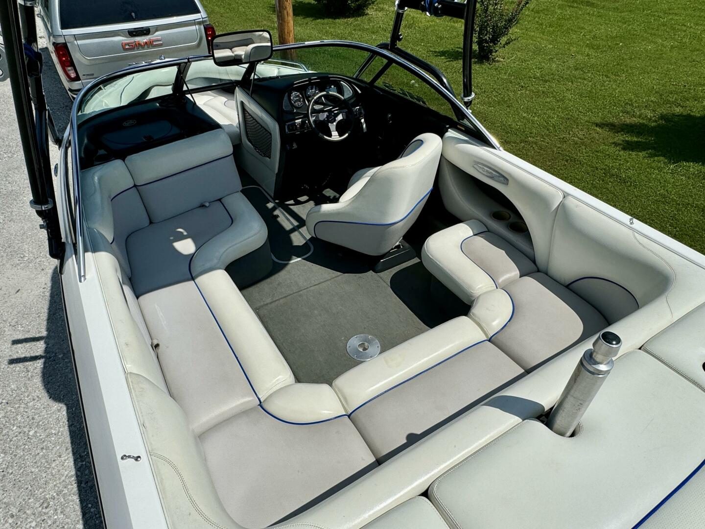 Slide: The Image of Malibu Wakesetter 21 VLX 2003 - 23