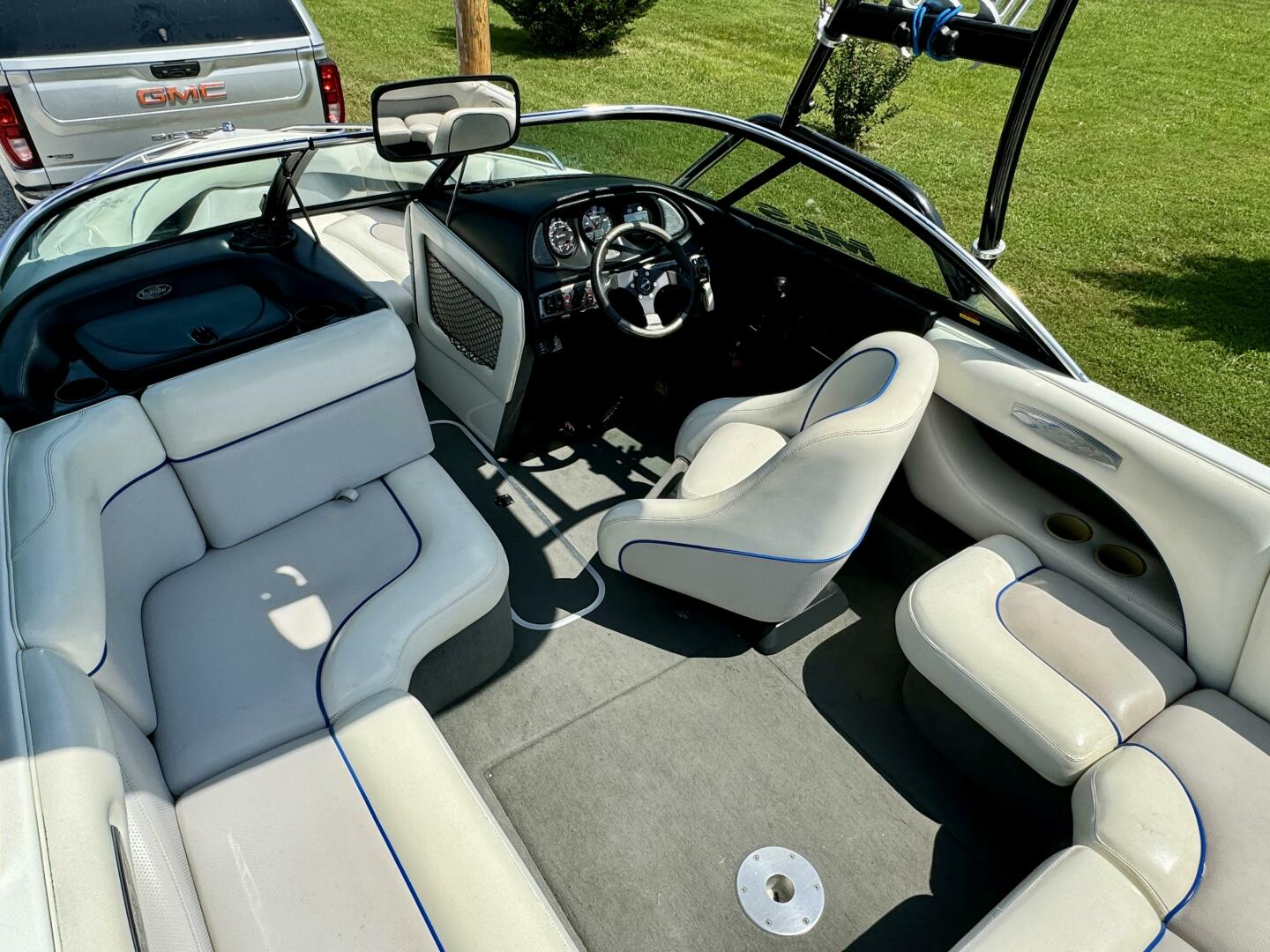 Slide: The Image of Malibu Wakesetter 21 VLX 2003 - 24