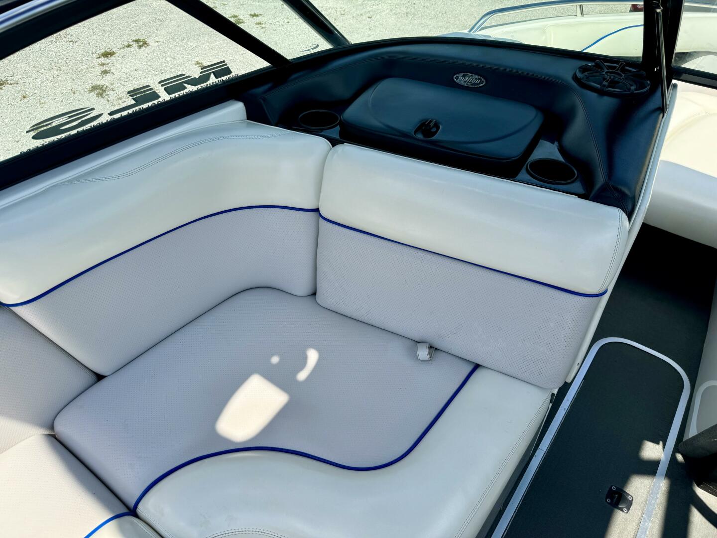 Slide: The Image of Malibu Wakesetter 21 VLX 2003 - 33