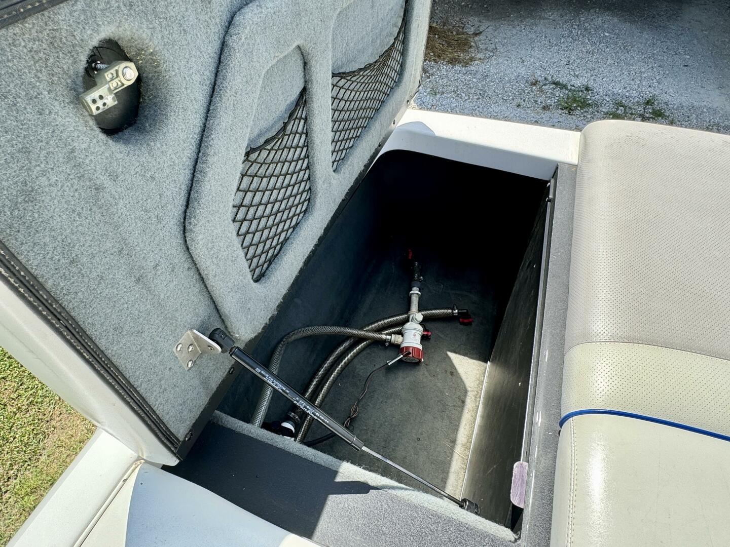 Slide: The Image of Malibu Wakesetter 21 VLX 2003 - 57